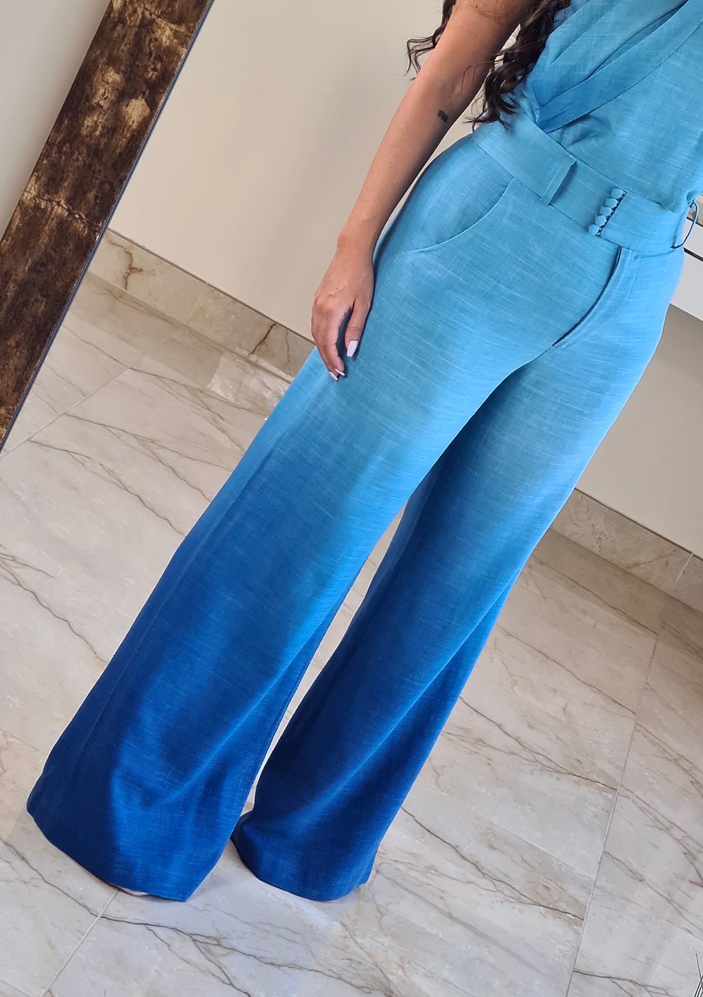 Wide Legs Pants